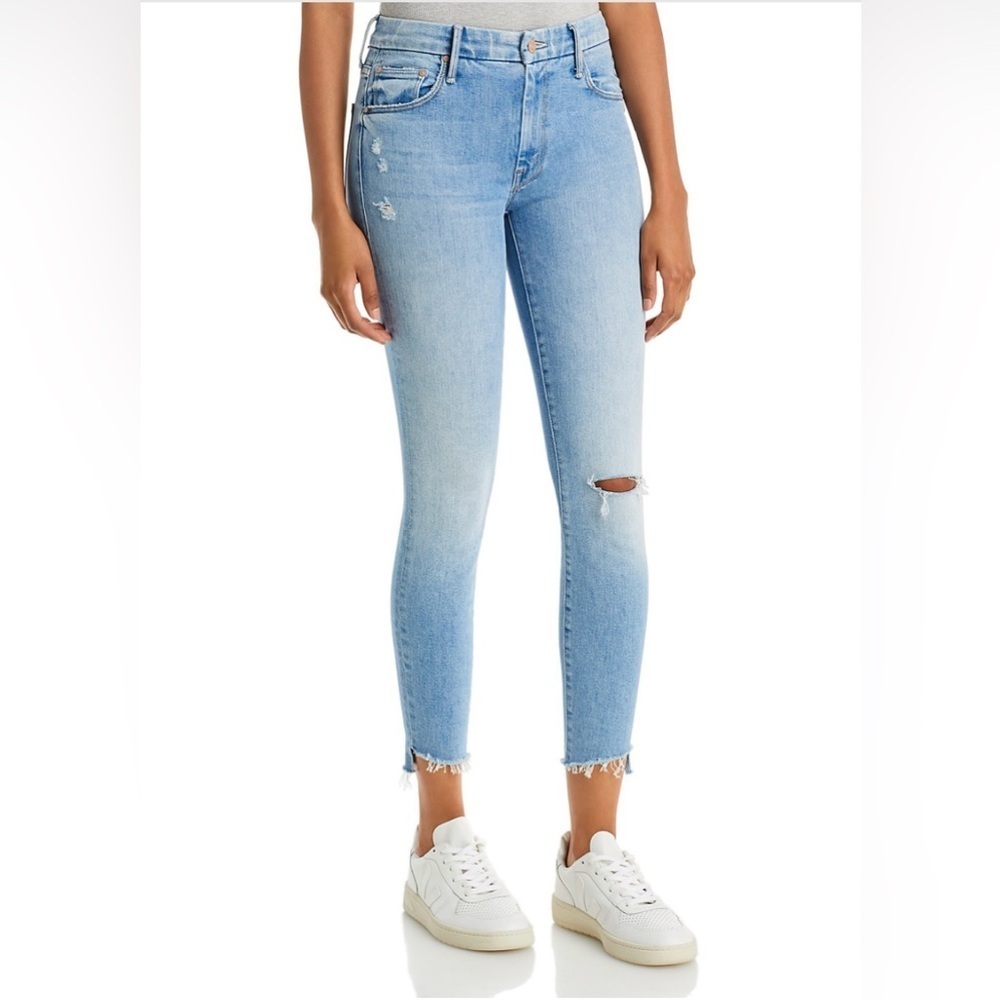 RARE MOTHER NWT The Looker Step Ankle Fray in Despite Differences— 26